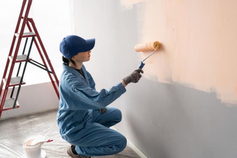 Pourquoi faire appel à un artisan peintre pour vos travaux d'intérieur